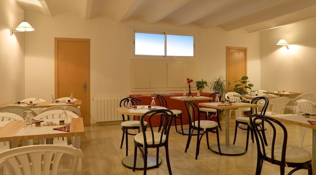 Hotel Central Normandie 시체스 레스토랑 사진