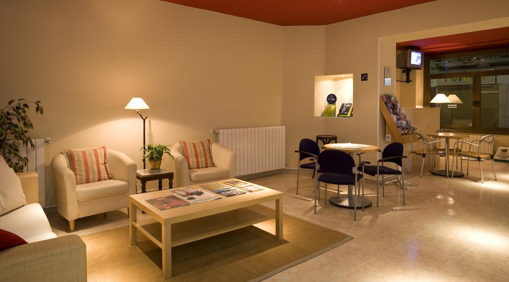Hotel Central Normandie 시체스 레스토랑 사진