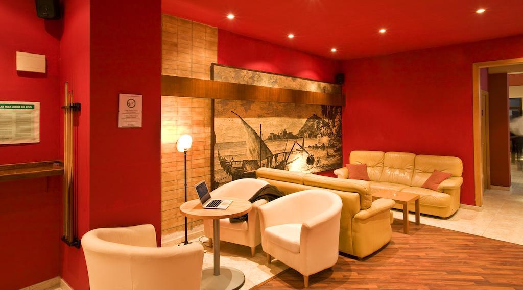 Hotel Central Normandie 시체스 외부 사진