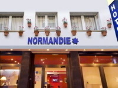 Hotel Central Normandie 시체스 외부 사진